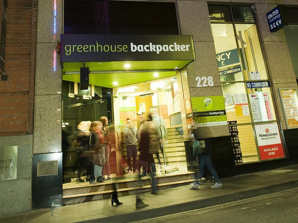 Greenhouse Backpackers Melbourne Hostel Exterior photo